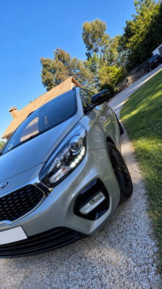 KIA Carens 2018