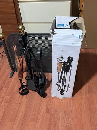 DOS Juegos de Utensilios Chimenea Negro y Doradoy