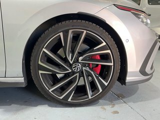 Volkswagen Golf GTI 8 DSG / 2020