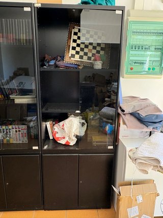 Armarios de oficina con puertas de cristal