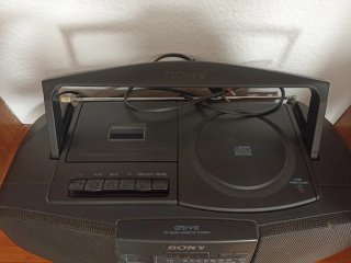 RADIO CD CASSETTE SONY BASS REFLEX