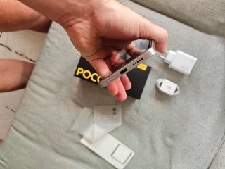 Xiaomi POCO F6 512GB 12 RAM