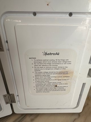 Mini nevera portátil AstroAI