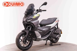 APRILIA SR GT 125