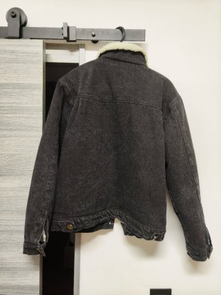 Chaqueta SHEIN negra con forro sherpa