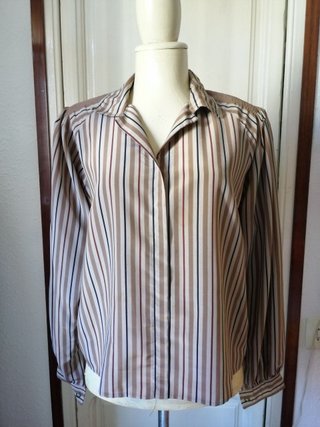 Camisa satinada de rayas
