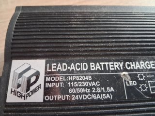 Cargador Batería Moto High Power Technology