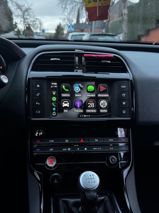 Jaguar XF 2016