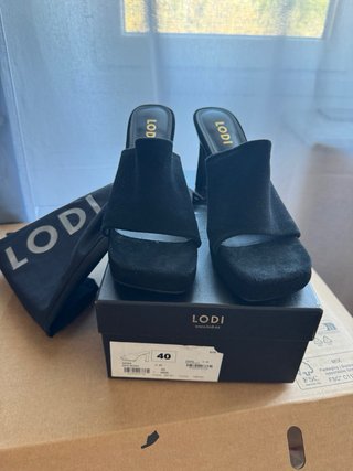 Sandalias Lodi de Ante Negro con Plataforma