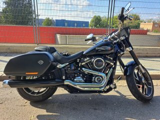 Harley Davidson Softail Sport Glide Negra