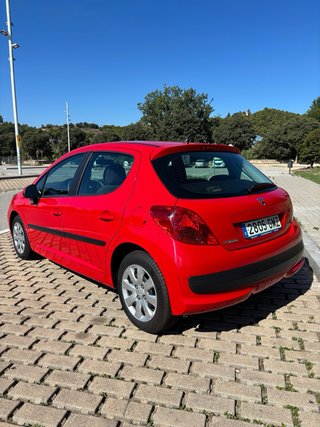 ¡SOLO 98KM! Peugeot 207 1.6HDI 90cv 2009