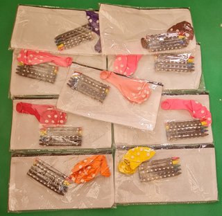 Set de 9 Estuches para Colorear