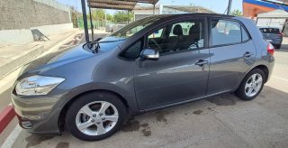 Toyota Auris 43.000 km impecable