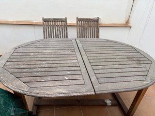 Mesa de Madera de Teka con 4 Sillas