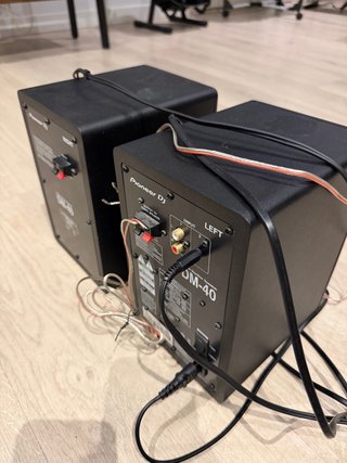 Altavoces Monitor Pioneer DM-40 Negros