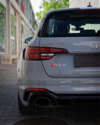 Audi RS4 2018