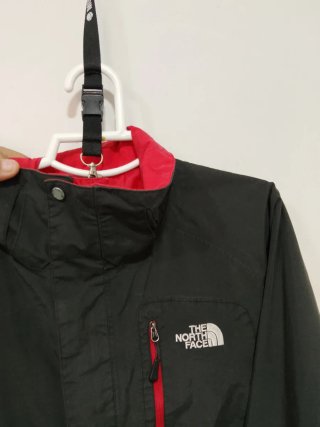 Chaqueta The North Face Hyvent