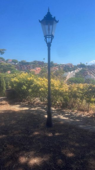 Lote de 8 farolas de hierro forjado marca salt