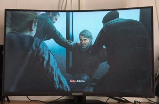 Monitor Gigabyte M32UC