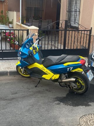 Gilera GP 800