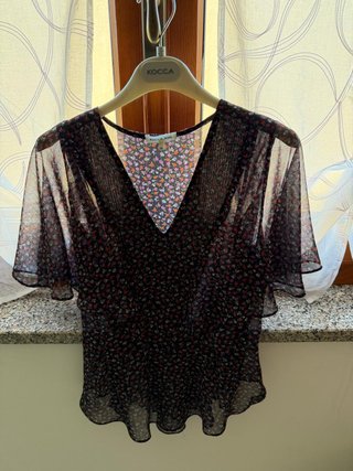 Blusa Kocca floreale nera