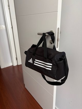 Bolsa Adidas Negra Pequeña