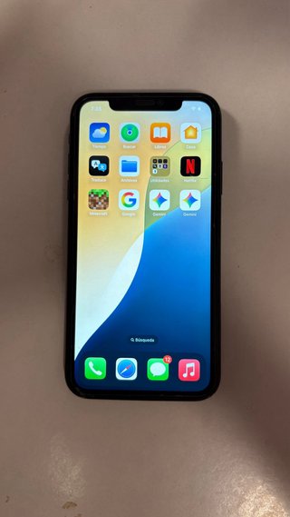 iPhone XR-128GB