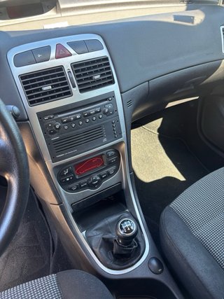 Peugeot 307 2004