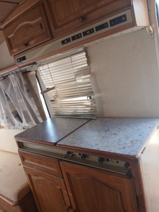 Caravana Adria Mystra 430