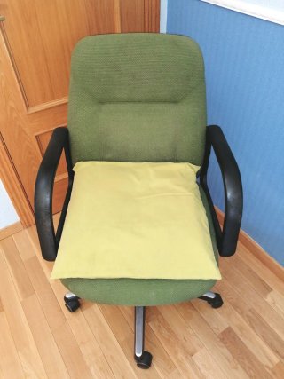 Silla giratoria de oficina verde