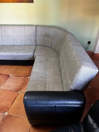 Sofá Cama Rinconera Gris y Negro