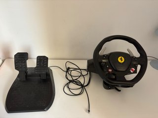 Volante con Pedales Thrustmaster Ferrari (PS4 / PS
