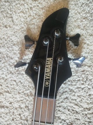 Bajo Yamaha RBX Negro