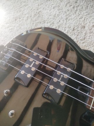 Bajo Yamaha RBX Negro