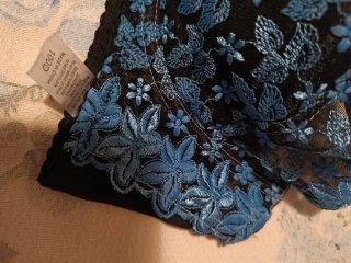 Completo intimo nero e blu