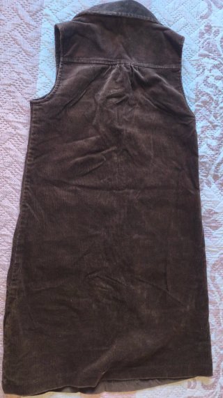 Vestido pichi de pana marrón Zara