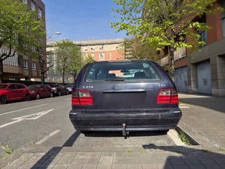Mercedes-Benz Clase E 2001