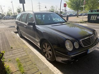 Mercedes-Benz Clase E 2001