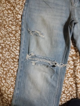 Jeans Bershka strappati blu