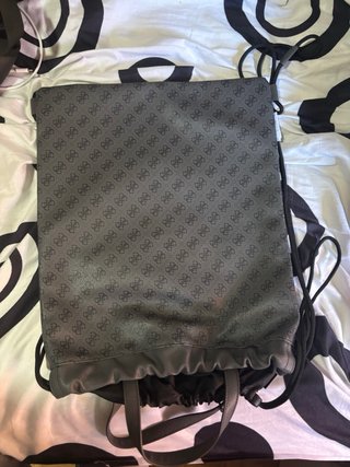 Mochila Saco Guess Estampada