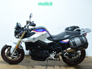 BMW F 800 R (A) (2 MALETAS) (AKRAPOVIC HOMOLOGADO)