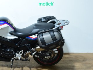 BMW F 800 R (A) (2 MALETAS) (AKRAPOVIC HOMOLOGADO)