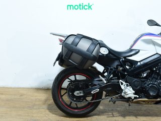 BMW F 800 R (A) (2 MALETAS) (AKRAPOVIC HOMOLOGADO)