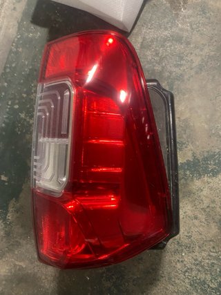 Piloto Trasero Nissan Navara