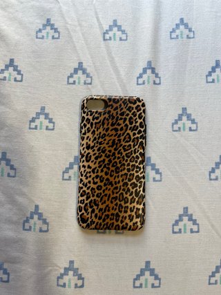 Funda para iPhone 8 con estampado de leopardo