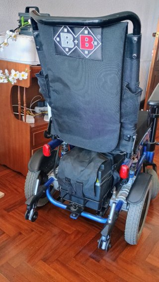 Silla de ruedas eléctrica ELTEGO