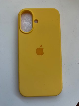 Funda iPhone 17 Amarilla Silicona Apple