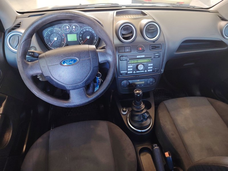 Ford Fiesta 2007, foto 10