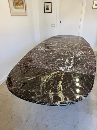 Mesa de mármol 166 y con las dos alas abiertas 240