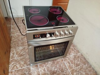 Horno con Vitrocerámica Teka